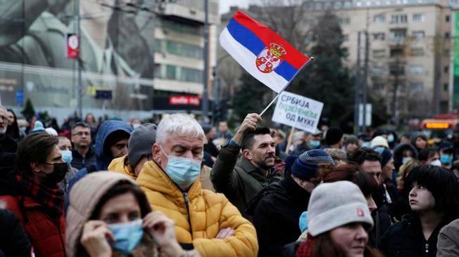 Il governo serbo rinuncia al progetto della miniera di litio