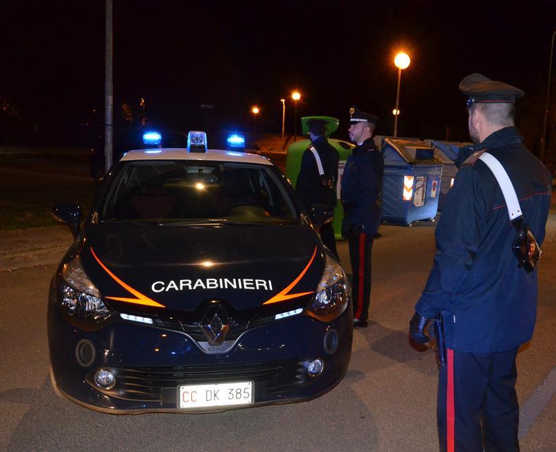 Sorpreso in un circolo a rubare, colpisce in testa il marito della titolare