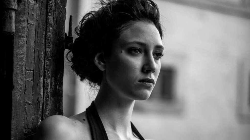 Lucrezia Massari e “Il paradiso delle signore” «La mia vita? Mi alzo alle 5 e poi tutto di corsa»