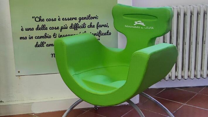 Leggere e allattare il bebè In biblioteca arriva l’angolo per le mamme