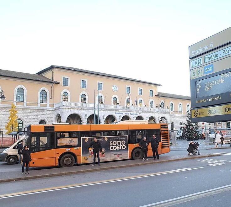 Revisione di mappe e tratte con soluzione per il caro-bus