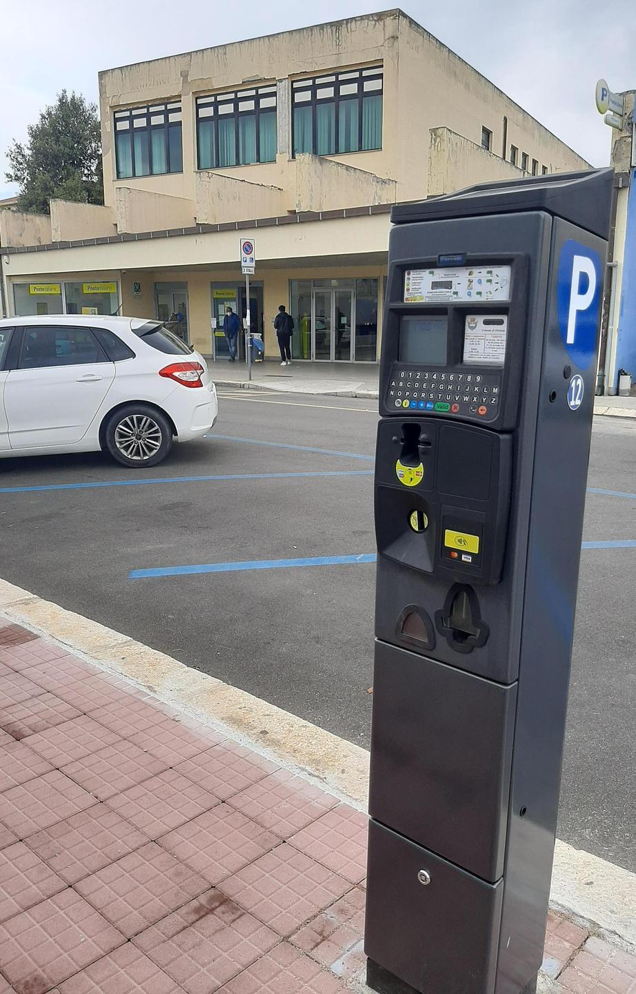 Parcheggi, le opposizioni all’attacco 