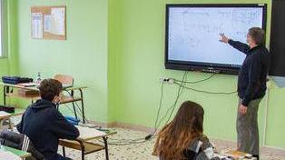 Supplenze, c’è chi ricorre ai laureandi