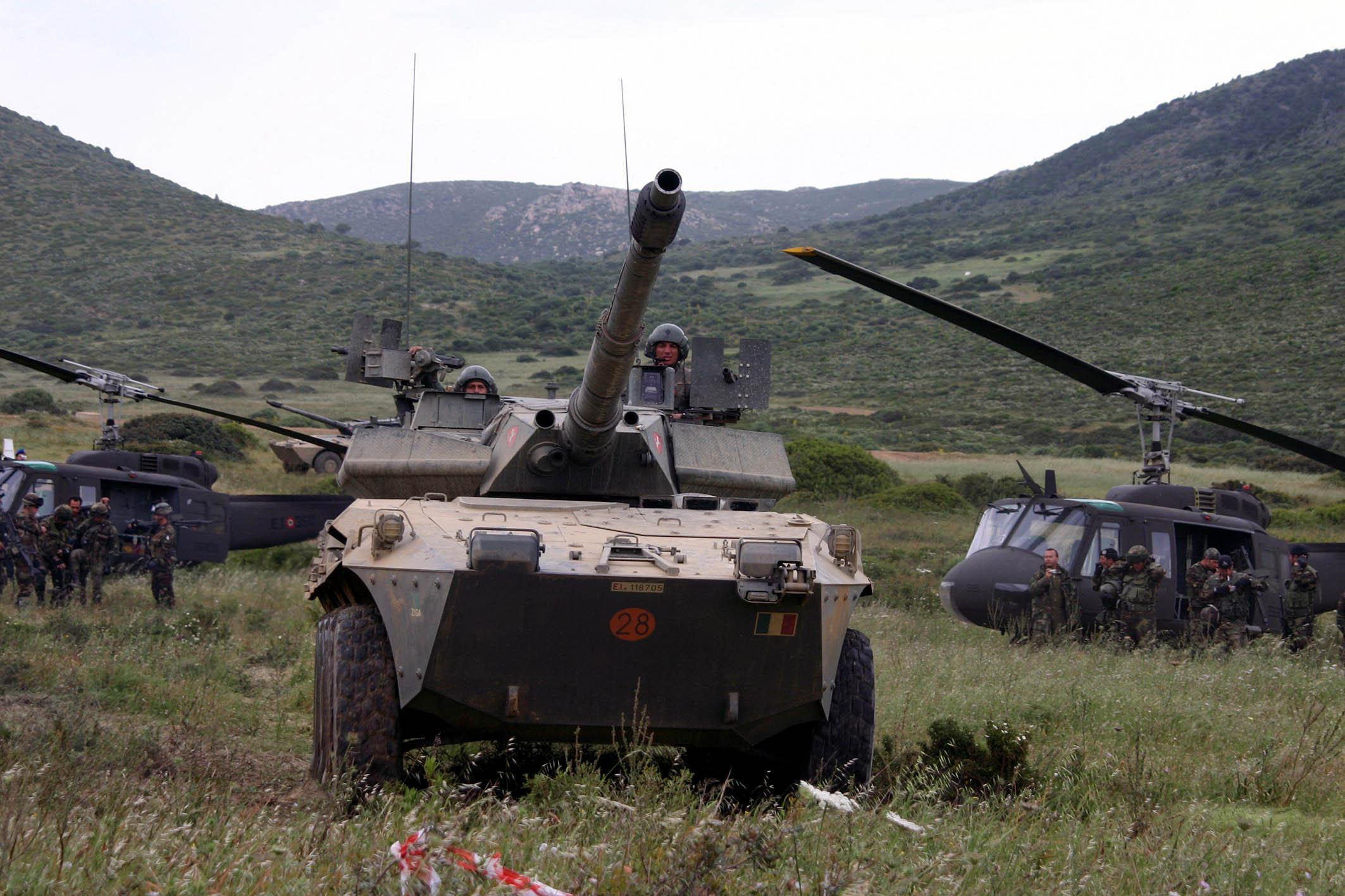 Danneggiarono uno steccato davanti alla base di Teulada: 12 antimilitaristi denunciati