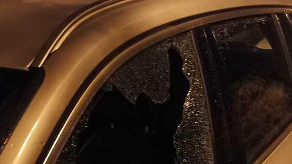 La Bmw con vetri rotti