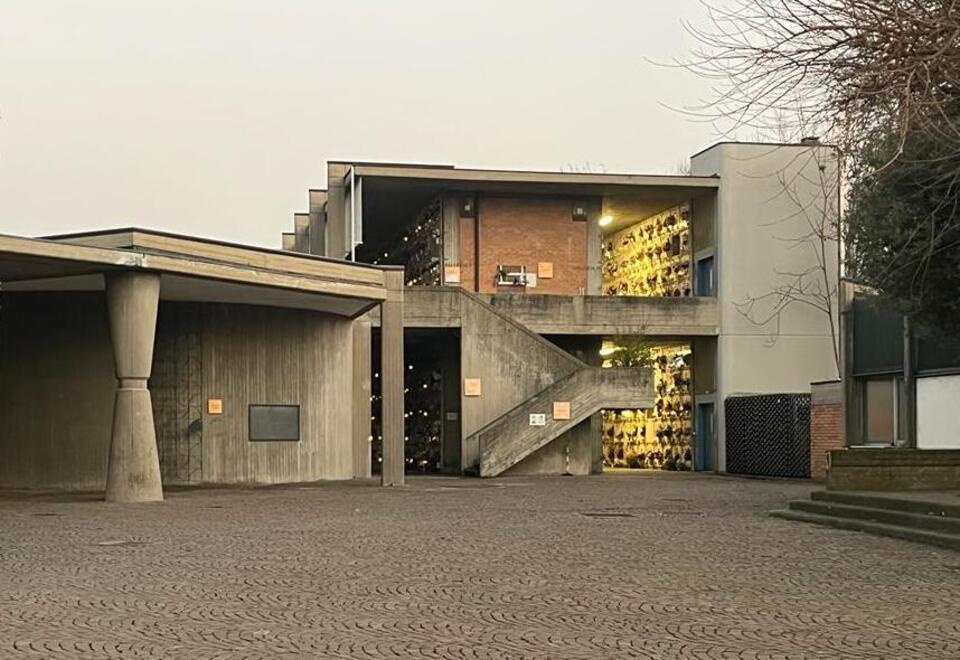 Predoni dei cimiteri in azione a Sassuolo: «Ancora furti sulle tombe» 