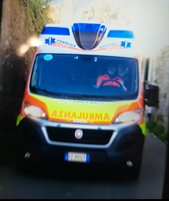 Paracarri a Capaccola: l’ambulanza non passa