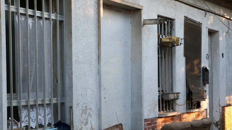 Alloggi murati e cumuli di sporcizia È stato sgomberato l’ex campo profughi