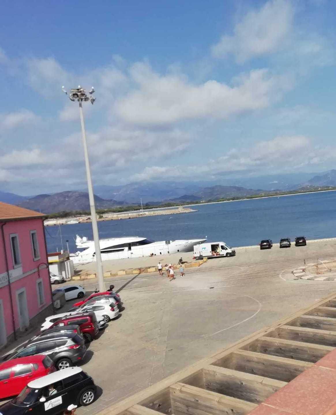 Arbatax veicoli nel porto: regole d’accesso e transito 