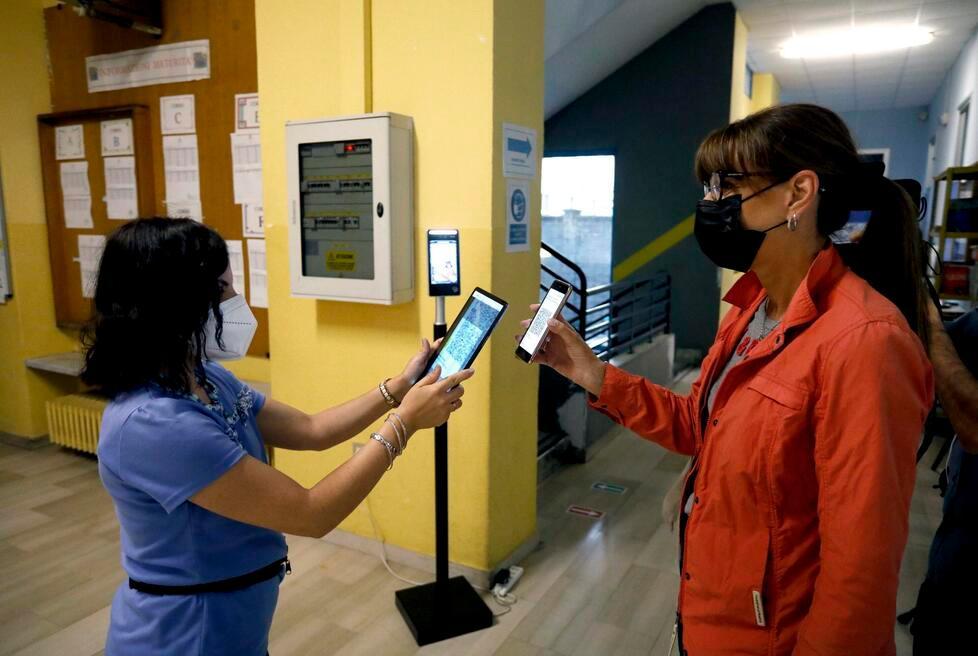 Green pass in Posta e in tabaccheria: esclusi gli alimentari e i supermercati 
