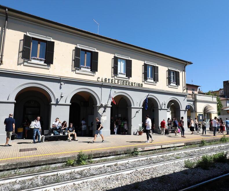 Treni in ritardo sulla Empoli-Siena: un bonus per risarcire i pendolari 