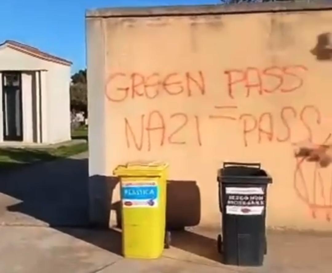 Gonnosfanadiga, scritte contro i vaccini e un assessore 