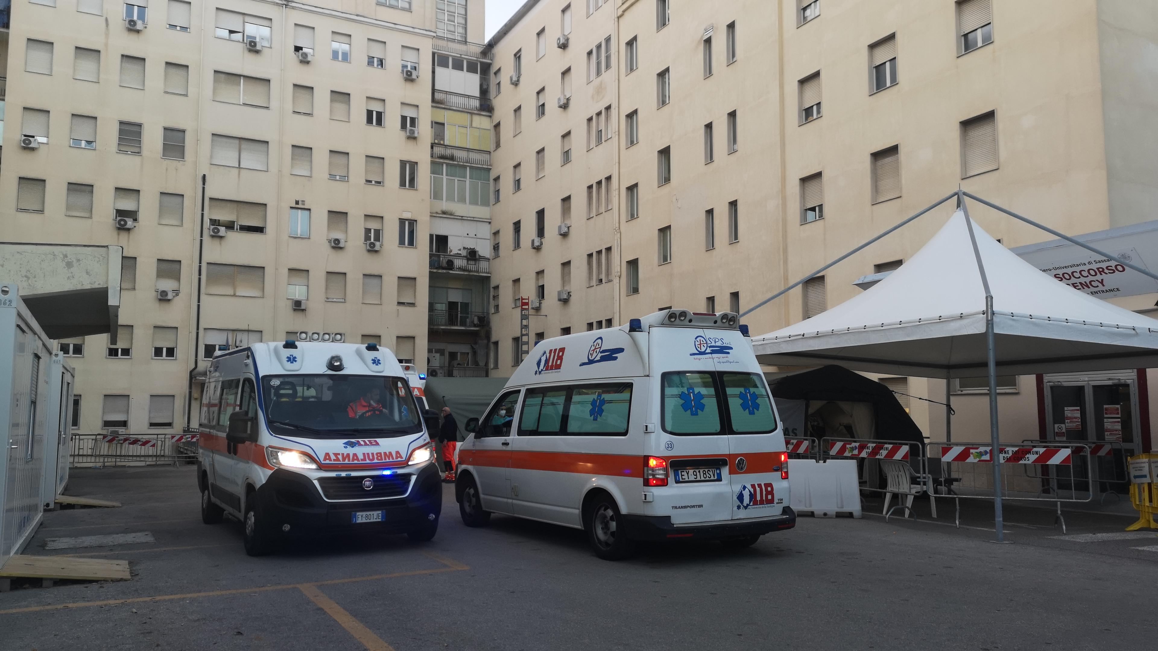 L'ingresso del pronto soccorso di Sassari