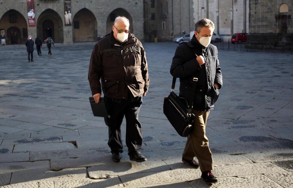 Un interrogatorio fiume per il medico no-vax 