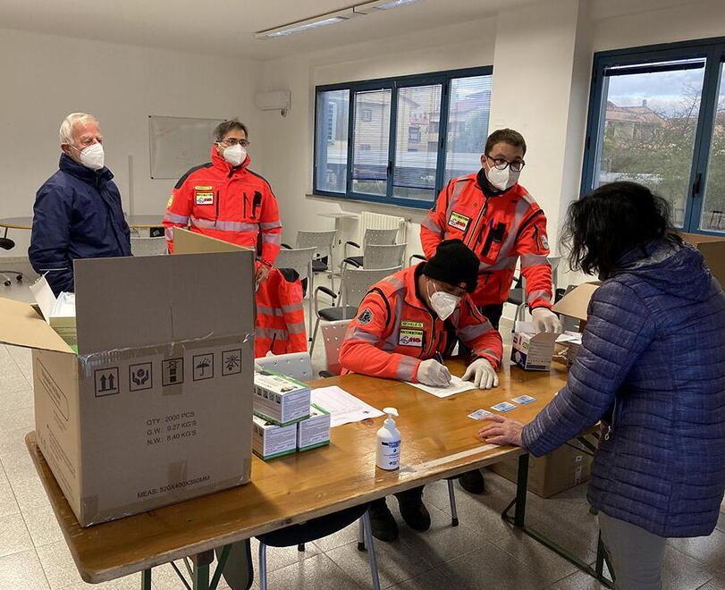 Comune e prevenzione 4.700 mascherine Ffp2 gratis per gli under 25 