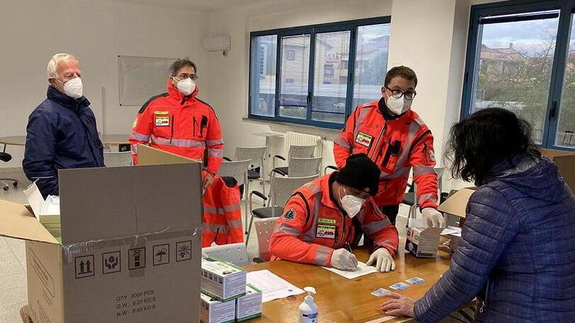 Comune e prevenzione 4.700 mascherine Ffp2 gratis per gli under 25