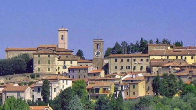 Montescudaio va sul MonopoliVince chi dona vita al borgo