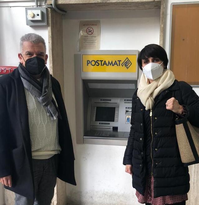 Bancomat di Poste accessibile 24 ore su 24