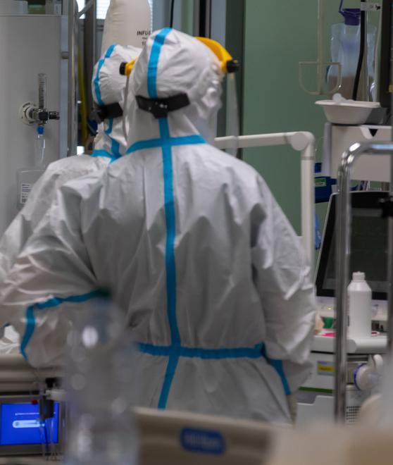 Tre morti e 793 positivi nelle ultime 24 ore