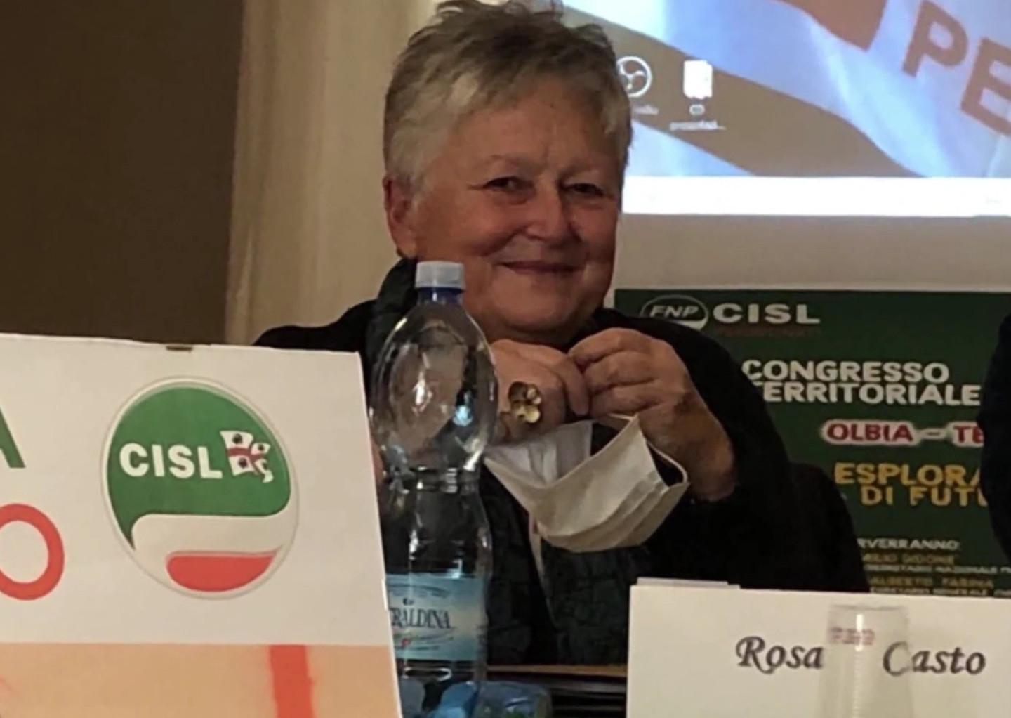 «Gli anziani in fila per ore davanti alle Poste» 