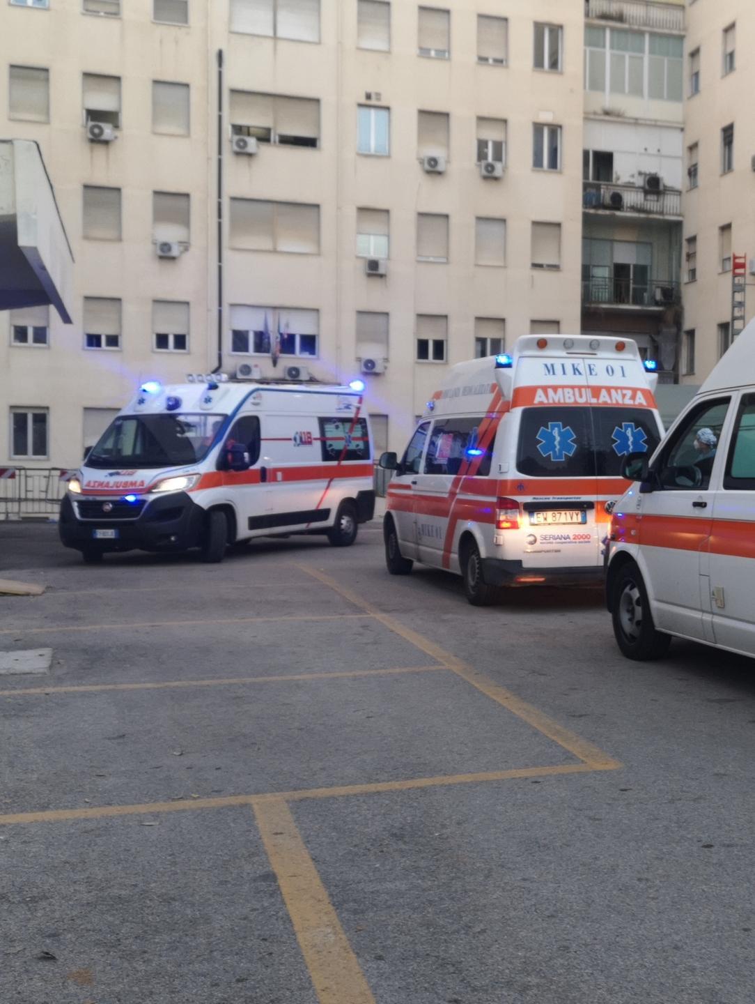 Pronto soccorso al collasso: 50 positivi 