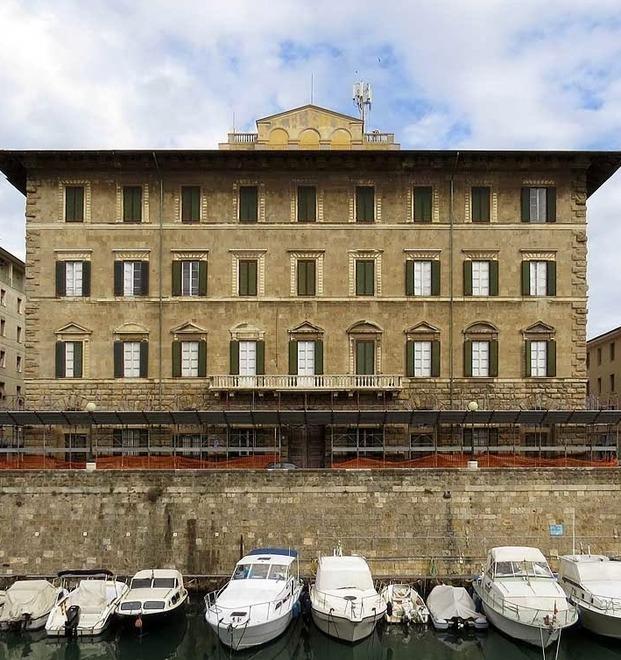 Casa, Vaccaro affonda «Chiarezza sui piani per creare gli alloggi» 