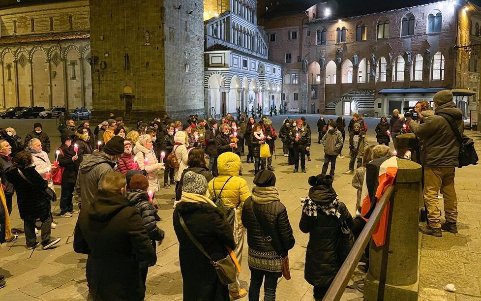 Candele contro il Green pass