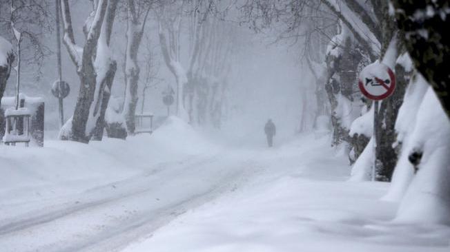 Turchia: forte nevicata blocca autostrada Istanbul-Ankara