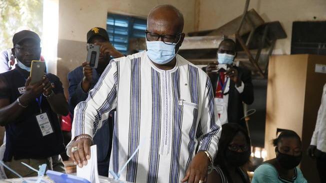 Colpo di stato in Burkina Faso, arrestato presidente Kabore