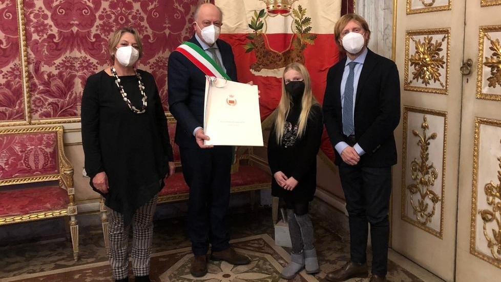 Bianca Biagini e papà Simone ricevuti in Comune dal sindaco