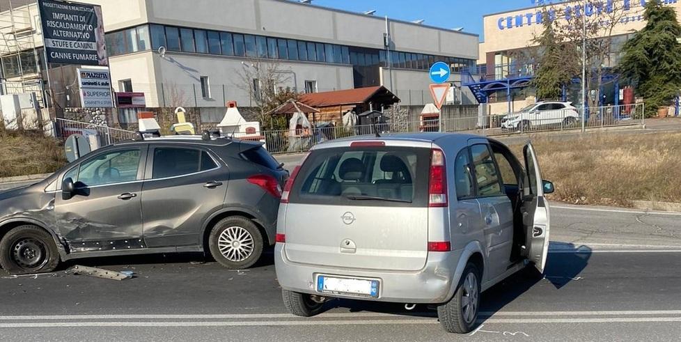 Scontro sulla Nuova Estense 
