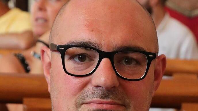 Un piano fallimentare, servono i cassonetti interrati