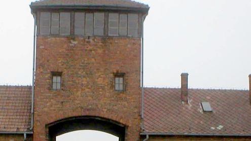 Viaggio ad Auschwitz nell’abisso del male Immagini e riflessioni di studenti vignolesi