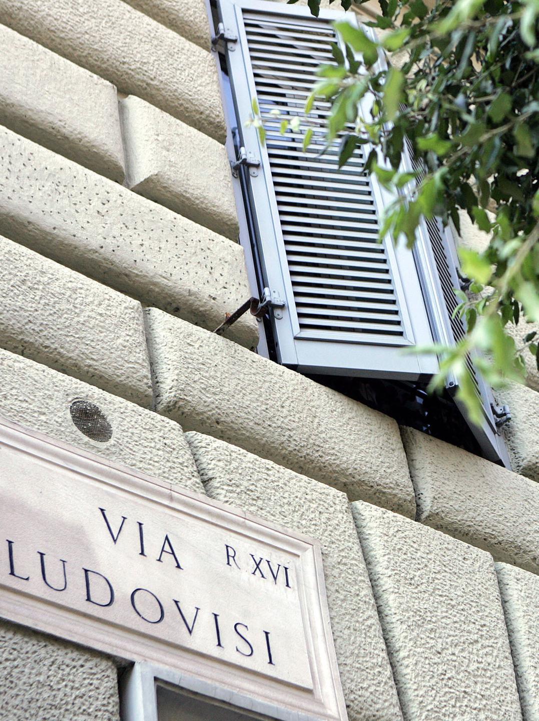 Affari, amicizie e misteri di un uomo controverso 