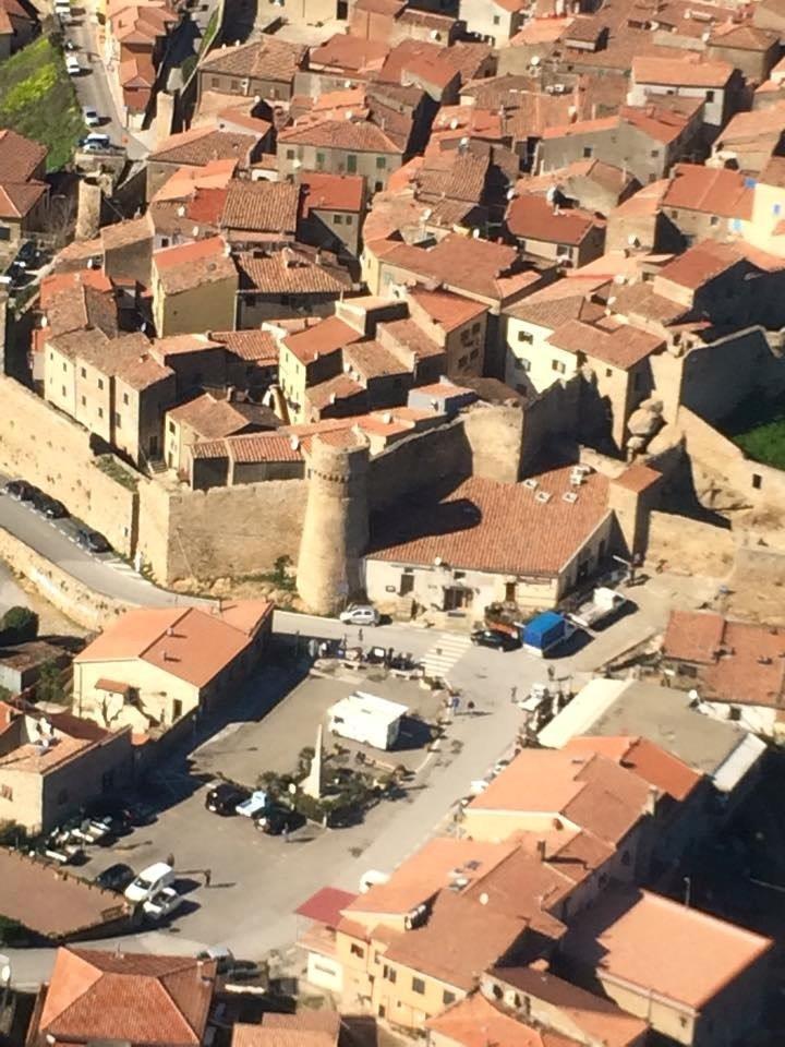 Isola del Giglio, il castello