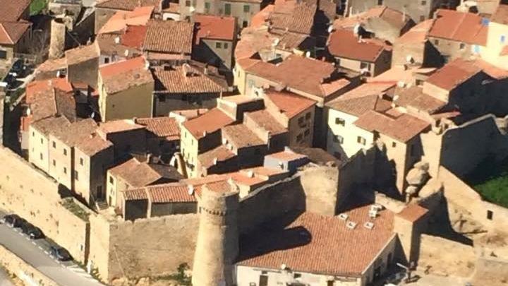 Isola del Giglio, il castello