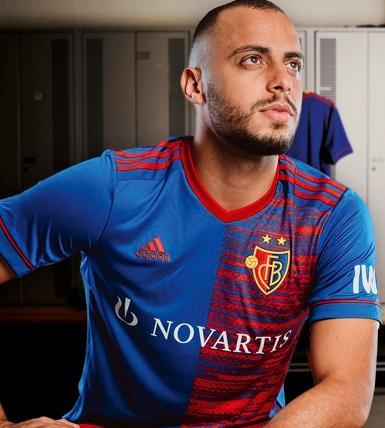 Arthur Mendonça Cabral, attaccante del Basilea: la Fiorentina è pronta a portarlo in Italia per sostituire Vlahovic (Foto: Basilea's official site)