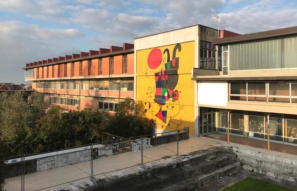 Slittano al prossimo anno i lavori alla scuola Don Lazzeri-Stagi di Pietrasanta: ecco perché