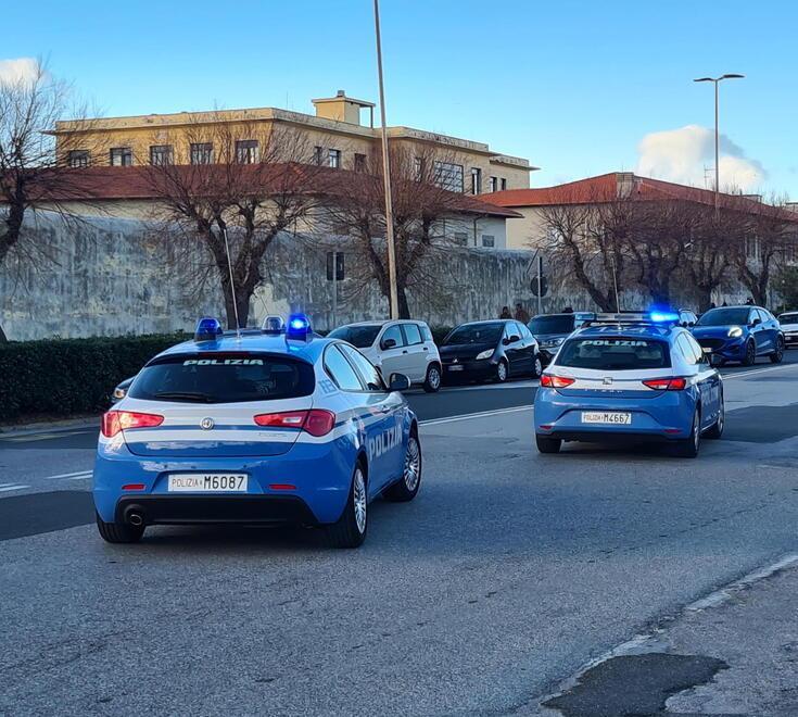 Le volanti inviate nelle strade di Livorno dall'ufficio prevenzione generale e soccorso pubblico