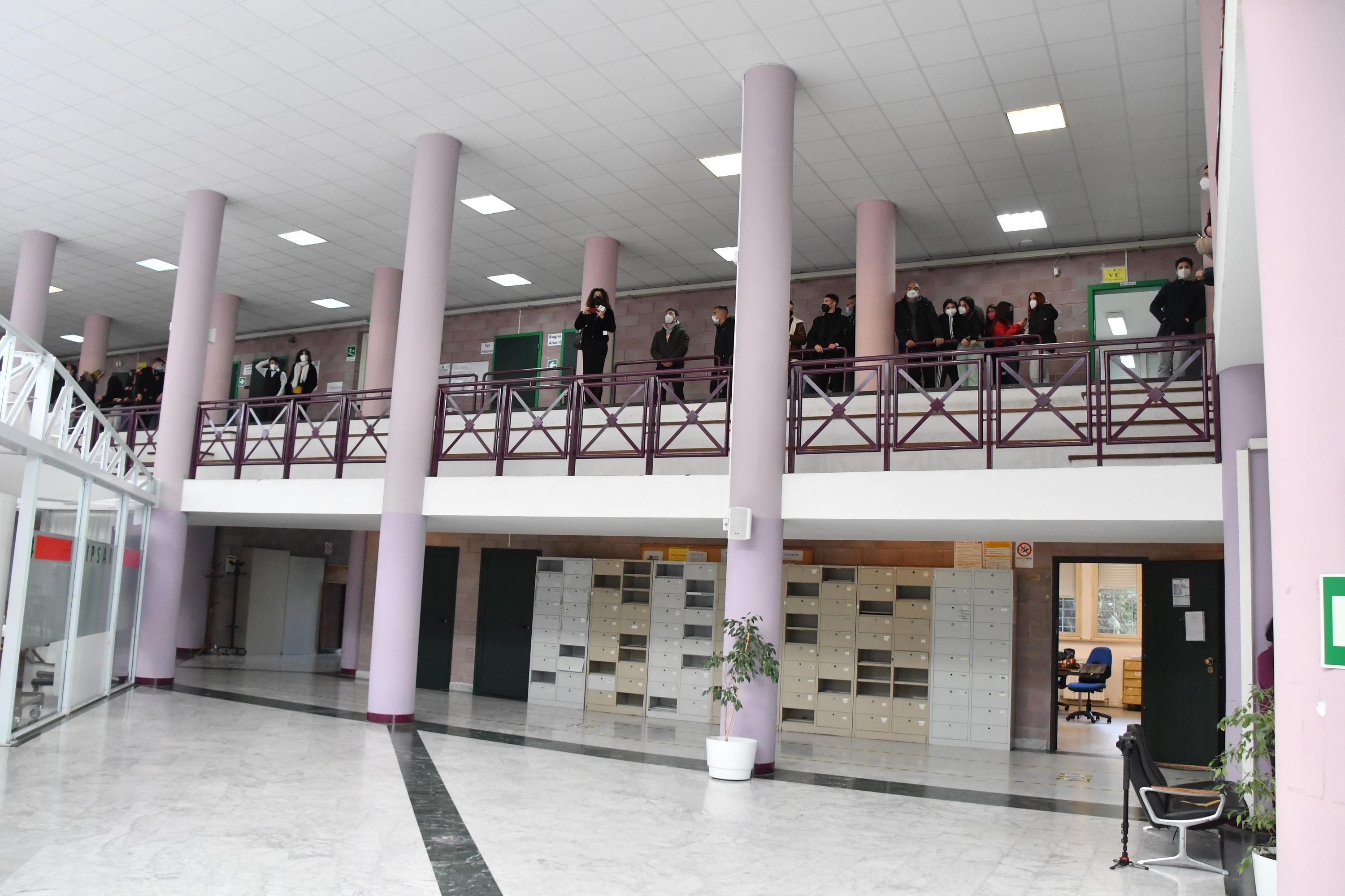 Sulla Nuova in edicola giovedì 27: Sassari, la scuola scende in campo dopo la lite con il tirapugni