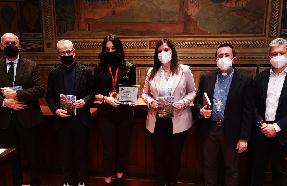 «Chi subisce molestie faccia denuncia» 