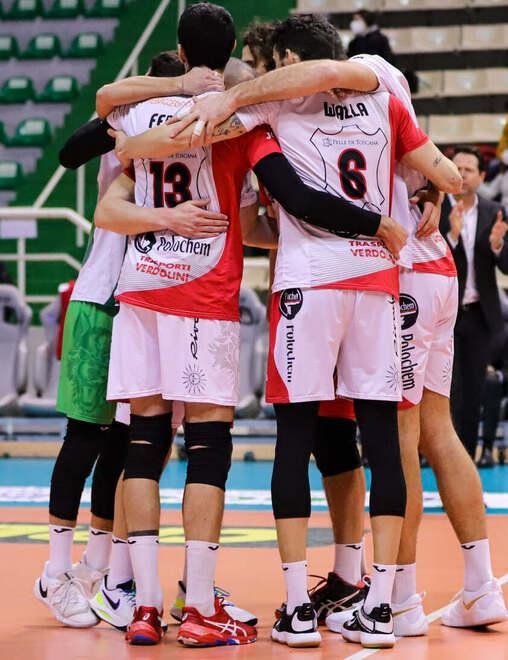 Nuovo assalto dei Lupi Kemas-Lamipel vuole la semifinale di Coppa 