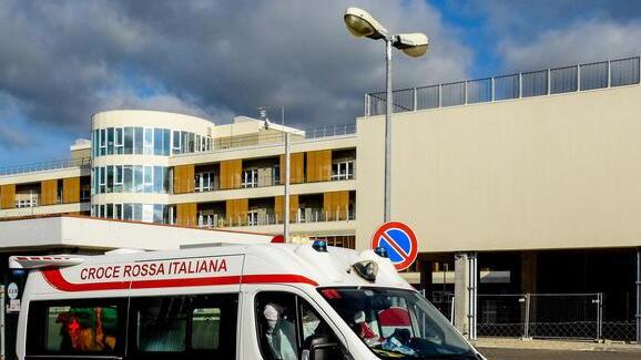 Morto al Misericordia a 74 anni Le prime dosi ai bambini sono 3.755