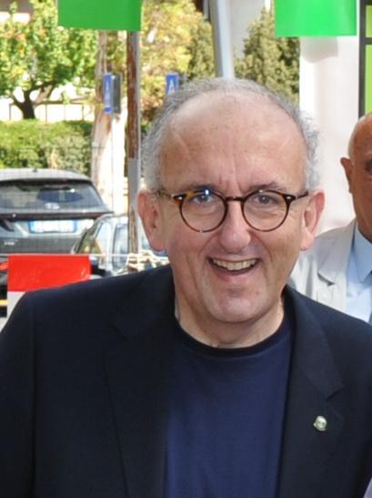 Follonica, commercialista scomparso: l'appello in tv e le ricerche 