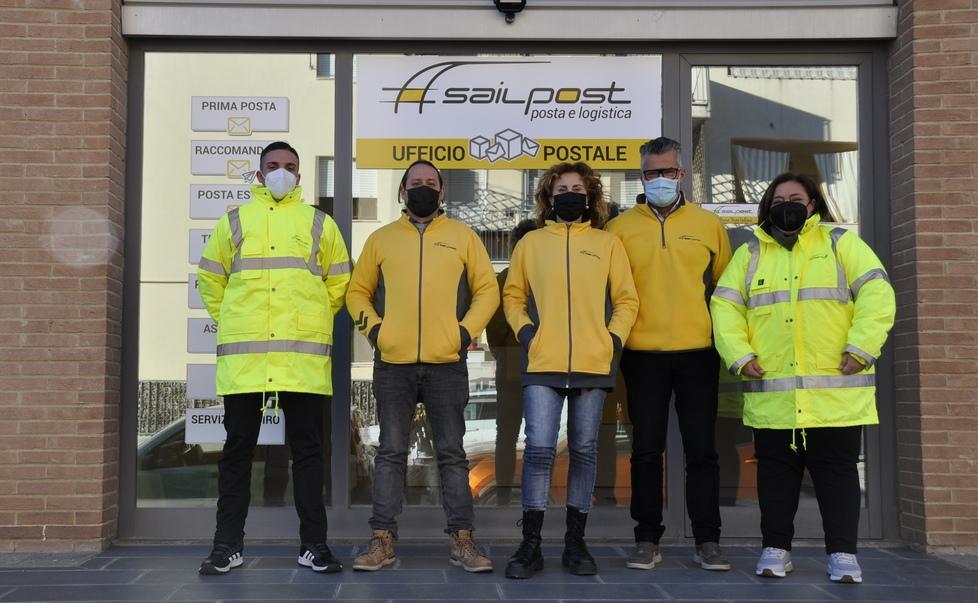 Il nuovo ufficio di posta e logistica di Sailpost, appena aperto in via Davide Lazzeretti a Grosseto