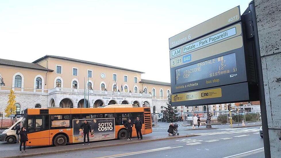 Caro-bus, il Comune di Pisa chiama la Regione per una mediazione