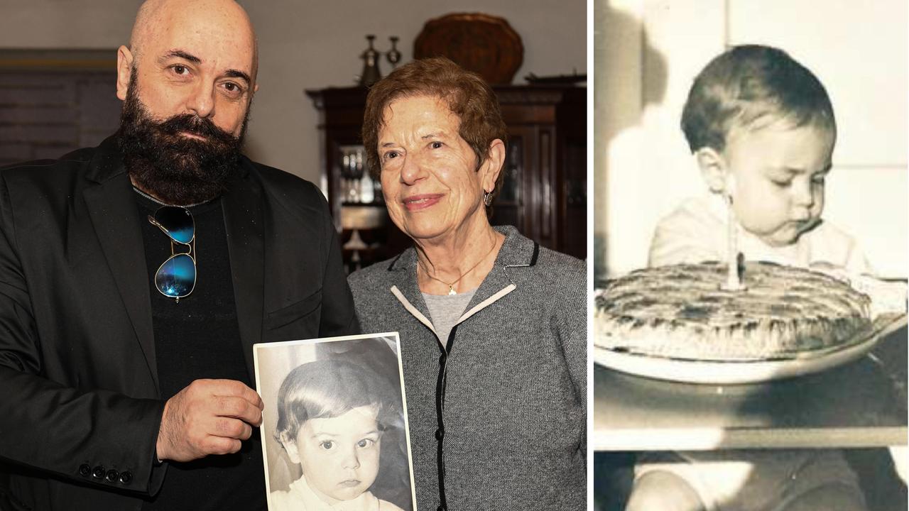 Dopo 56 anni vuol conoscere con chi l’infermiera lo scambiò in culla