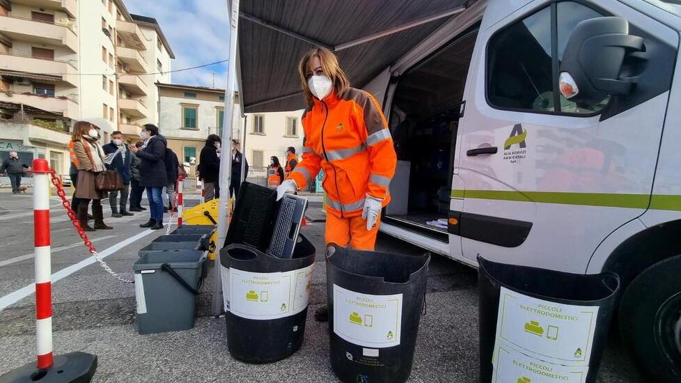 Tolleranza zero sui rifiuti alla Chinatown di Prato, da febbraio arrivano gli ispettori