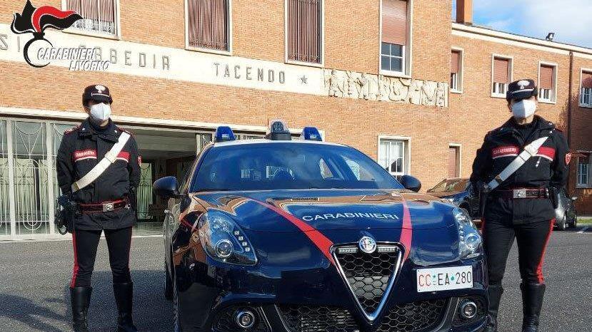 Prime due donne in servizio al radiomobile dei carabinieri di Livorno