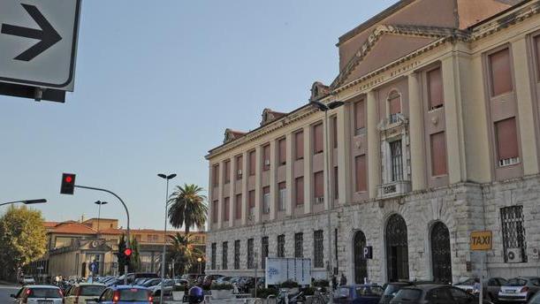 L'ingresso dell'ospedale